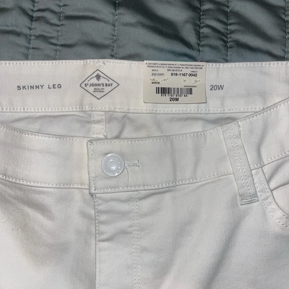 St. John's Bay White Skinny Leg Jeans / Pants-2 Pair (1 NWT) Size 20W - Picture 2 of 10
